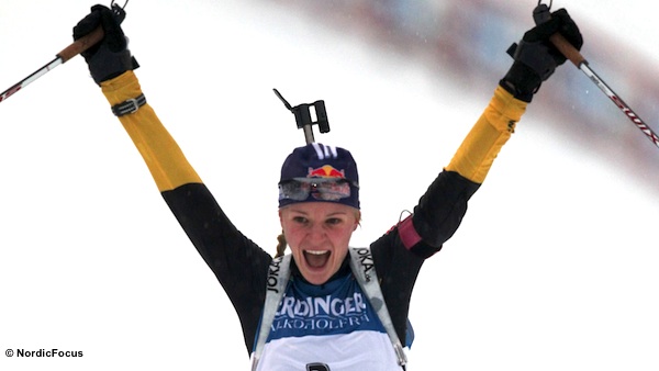 Überfliegerin Auf Der Strecke Erster Weltcupsieg Für Miriam Gössner